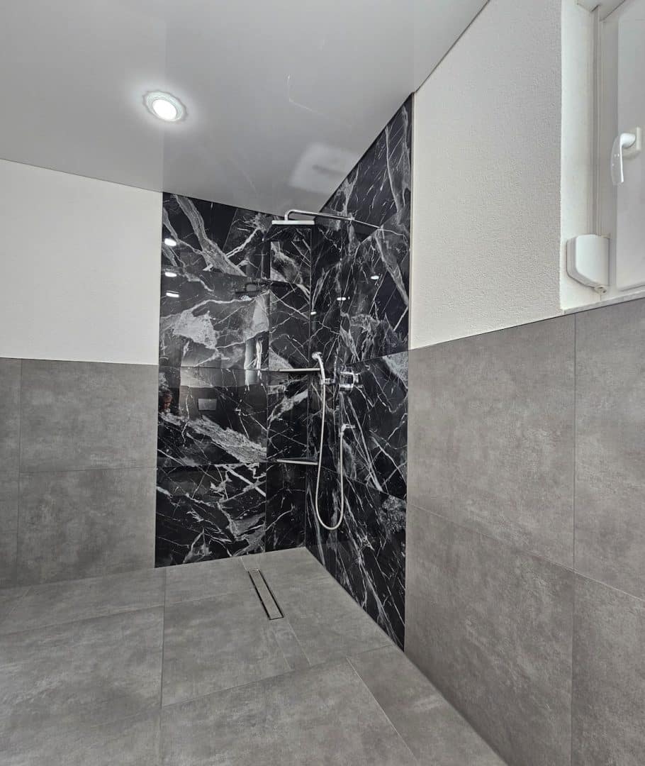 Dusche WC Hauswirtschaft DG (1)