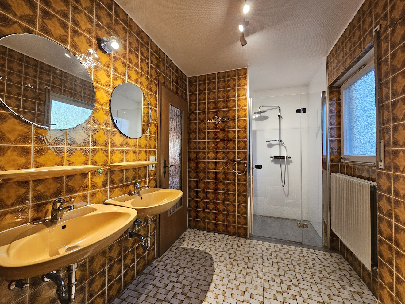 Badezimmer Einfamilienhaus 1