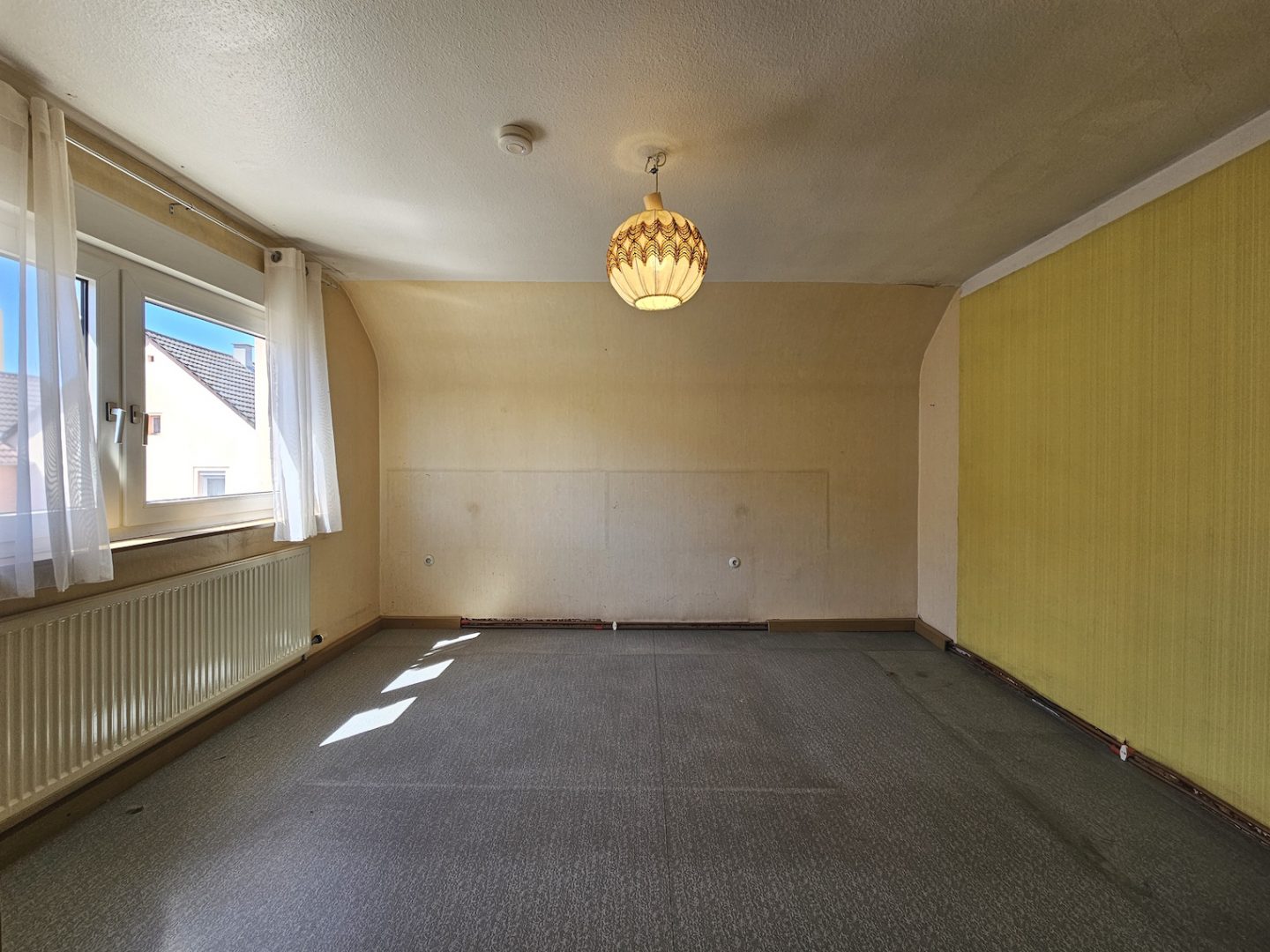Zimmer 2 OG