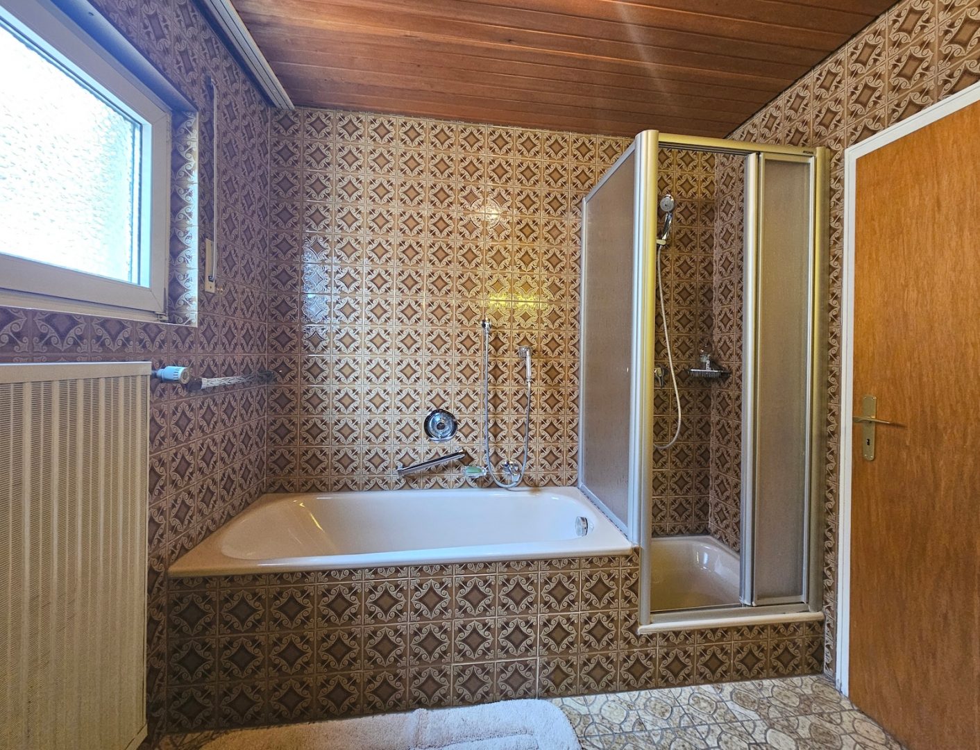 Badezimmer EG (2)