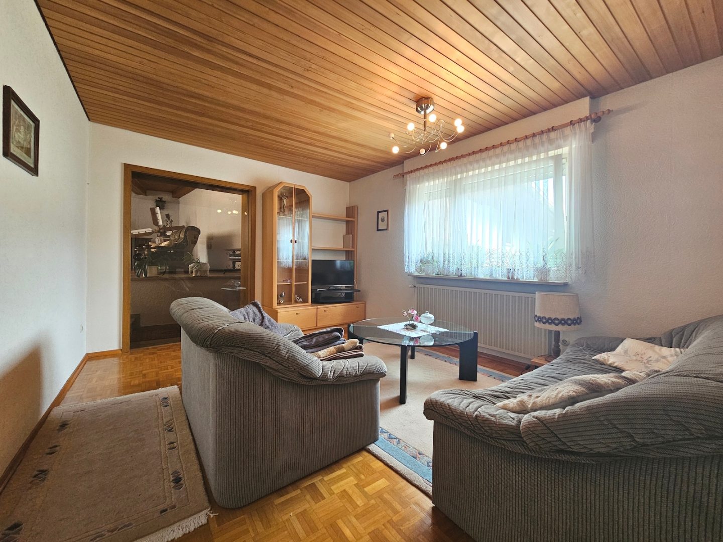 Durchgangszimmer EG