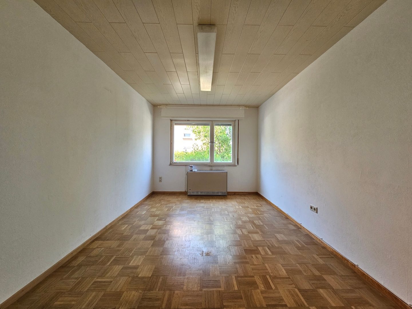 Kinderzimmer Erdgeschoss links