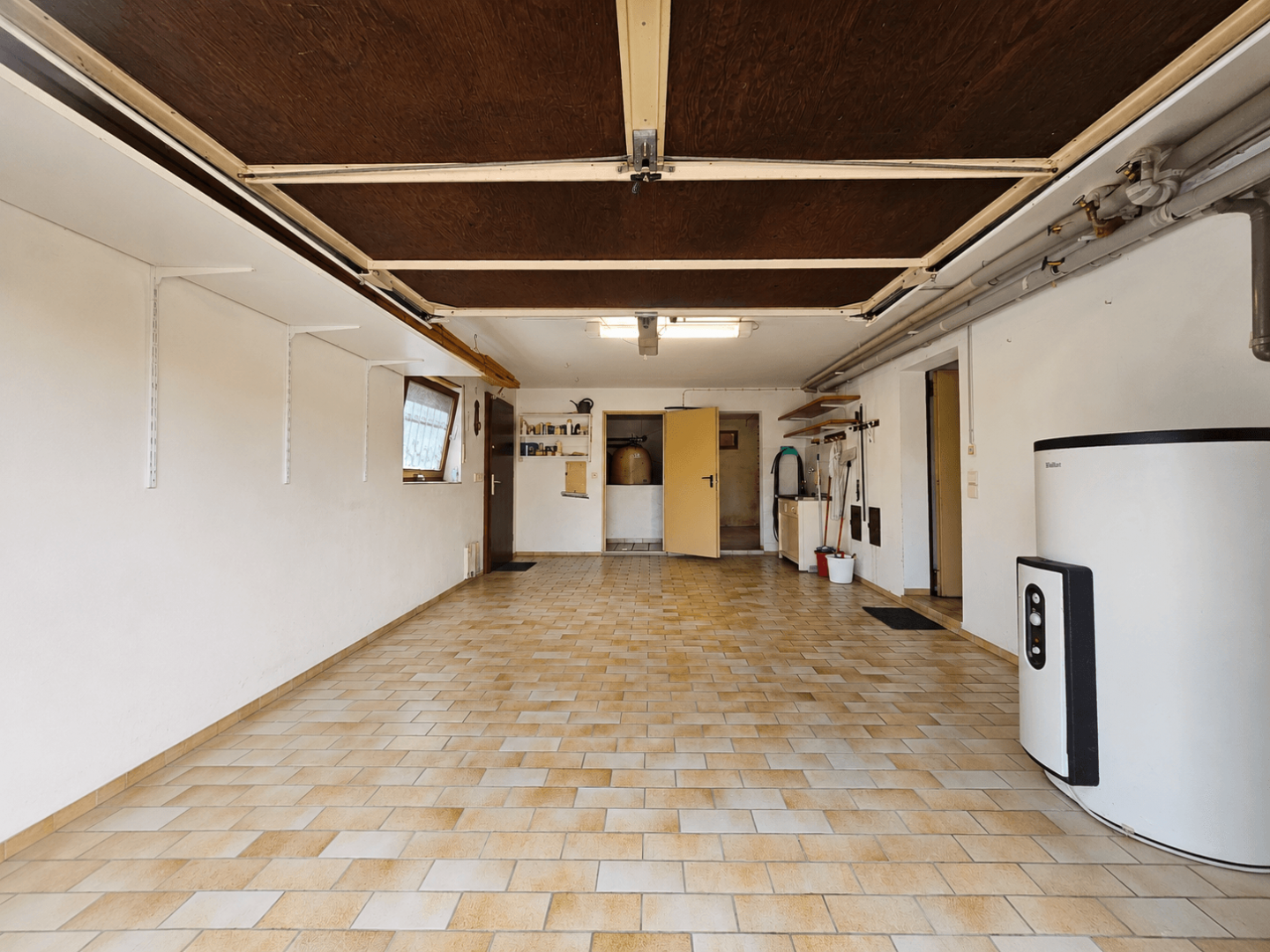 Garage KG (2)