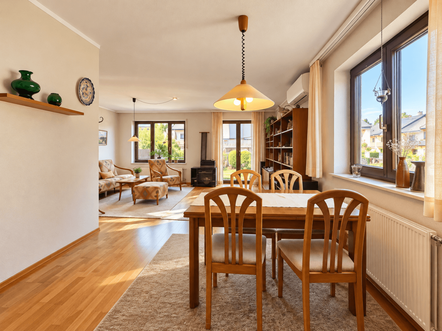 Wohn- und Esszimmer (1)